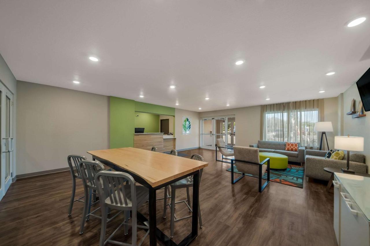 Woodspring Suites Wesley Chapel-Tampa Bagian luar foto