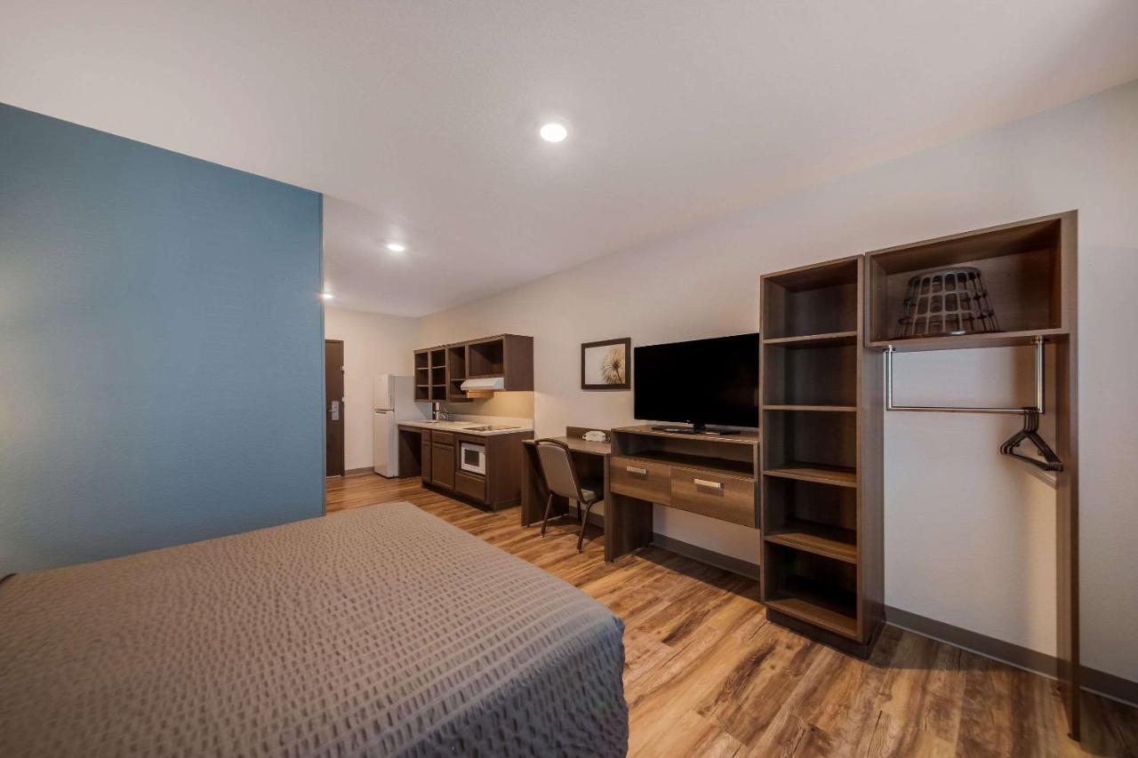 Woodspring Suites Wesley Chapel-Tampa Bagian luar foto